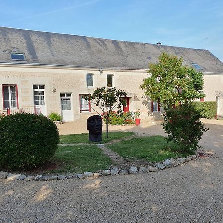 Bed and Breakfast Au Domaine Du Bois Joubert Luzillé Exterior foto