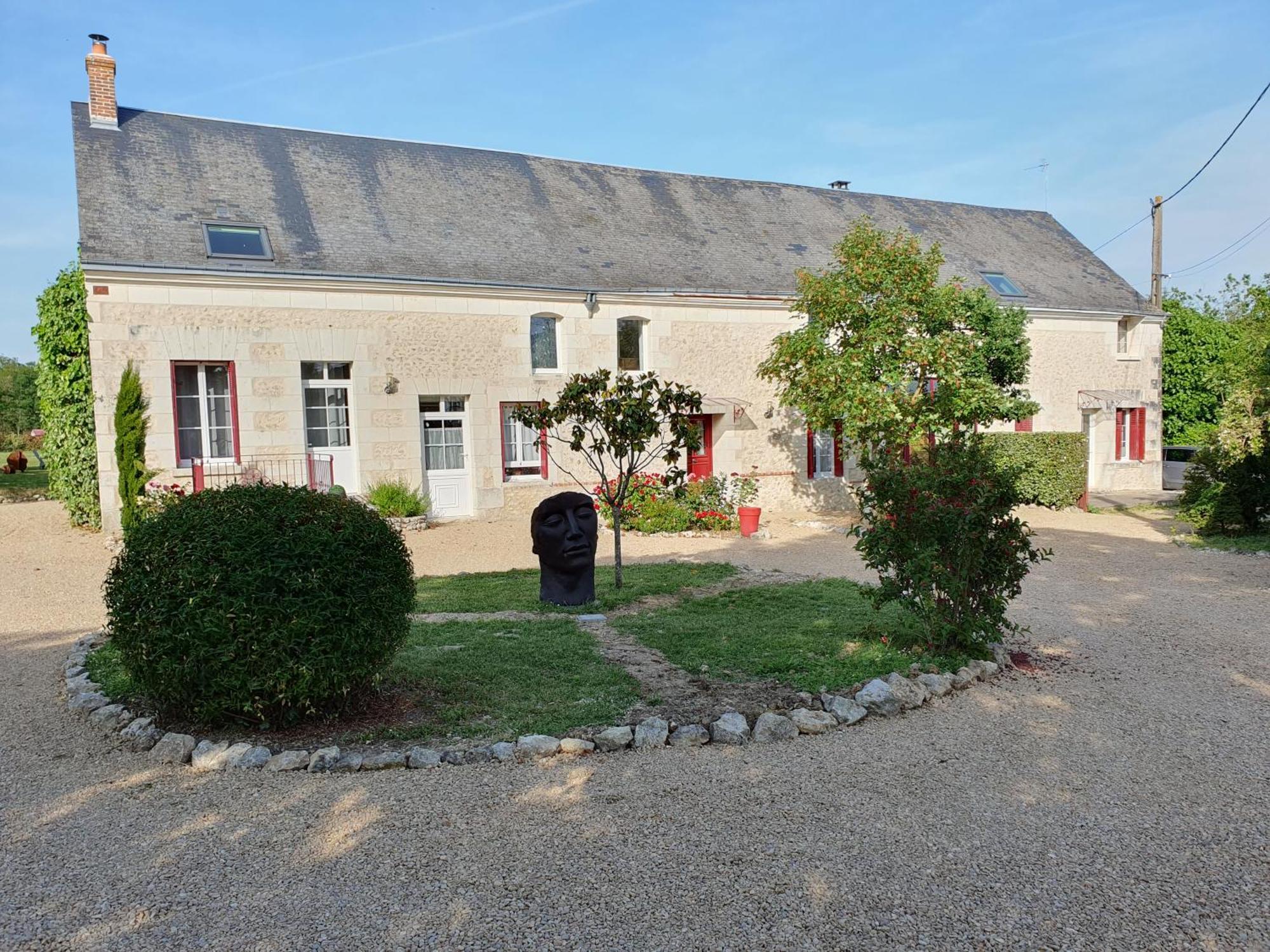 Bed and Breakfast Au Domaine Du Bois Joubert Luzillé Exterior foto